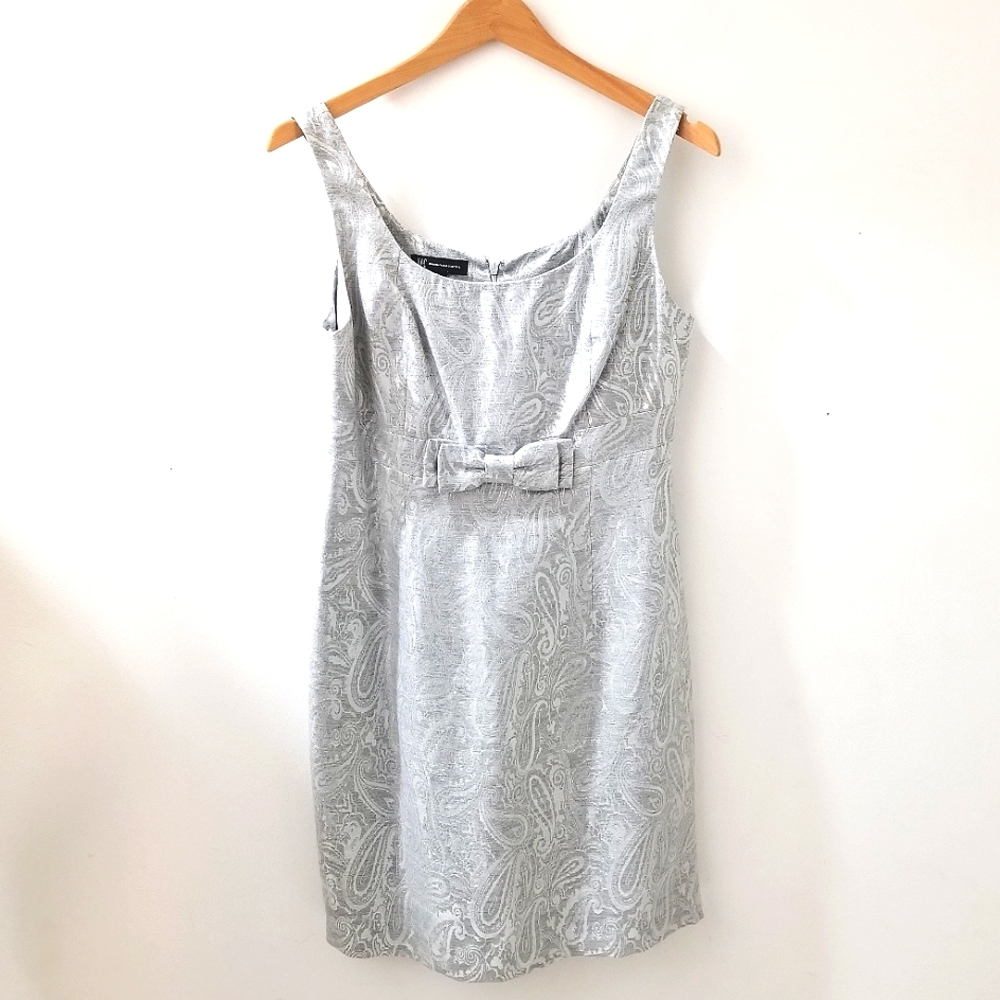 INC Sleeveless Sheath Dress Grey/Silver Metallic Paisley Print Sz 6 Classiccore - Picture 1 of 16